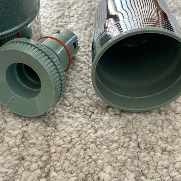 Vintage Aladdin Stanley 1 Qt Steel Thermos USA A-944DH Green Vacuum Bottle 1984 - Picture 4 of 7